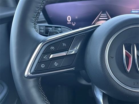 Used 2025 Buick Enclave Preferred image 19