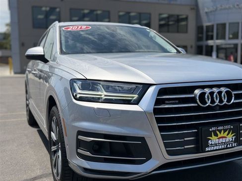 Used 2019 Audi Q7 2.0T Premium Plus w/ Premium Plus Package AWD/4WD image 12