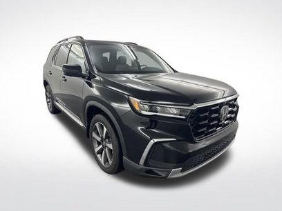 Used 2025 Honda Pilot Elite