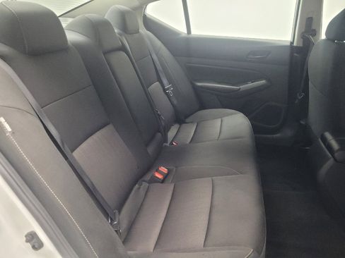 Used 2023 Nissan Altima 2.5 S FWD image 17