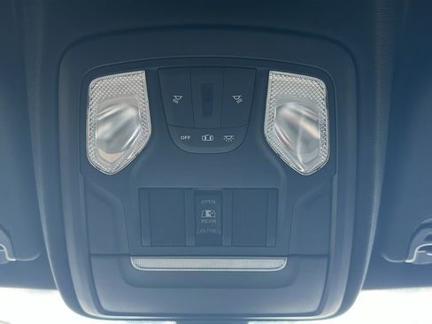 Used 2020 RAM 1500 Big Horn RWD image 32