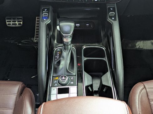 Used 2023 Kia Telluride SX Prestige AWD/4WD image 19