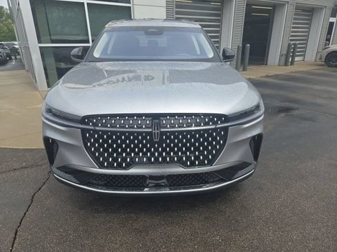 Used 2024 Lincoln Nautilus Premier w/ Equipment Group 102A AWD/4WD image 13