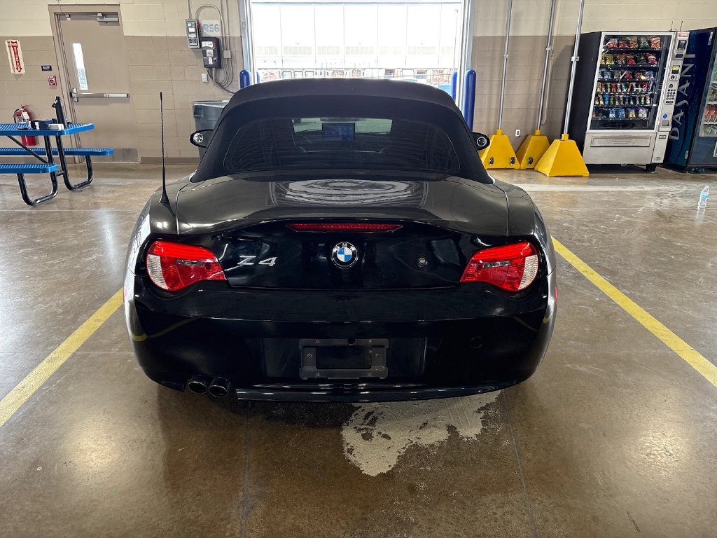 Used 2007 BMW Z4 3.0i RWD image 7
