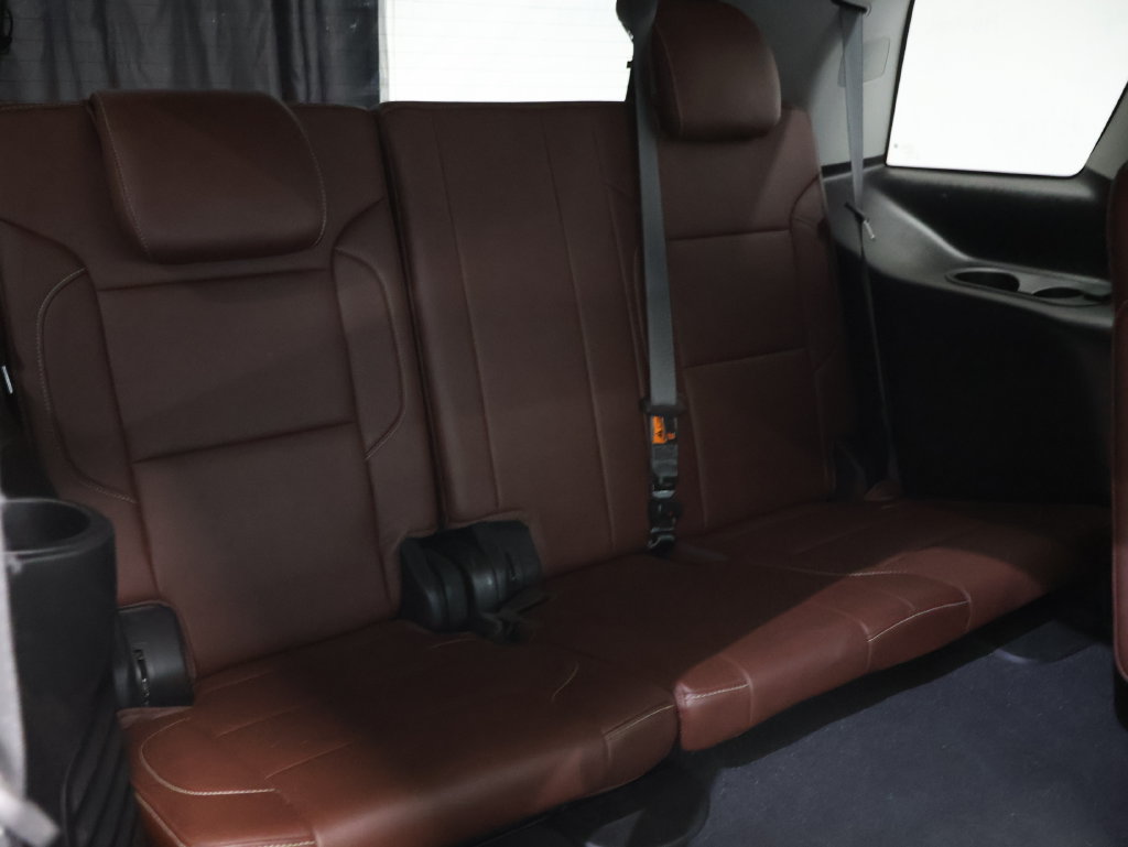 Used 2019 Chevrolet Tahoe Premier w/ Premier Plus Edition AWD/4WD image 14