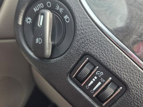 Used 2012 Chrysler Town & Country Touring w/ Entertainment Group #1 image 18