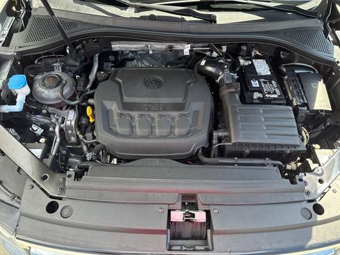 Certified 2023 Volkswagen Tiguan SEL R-Line AWD/4WD image 28