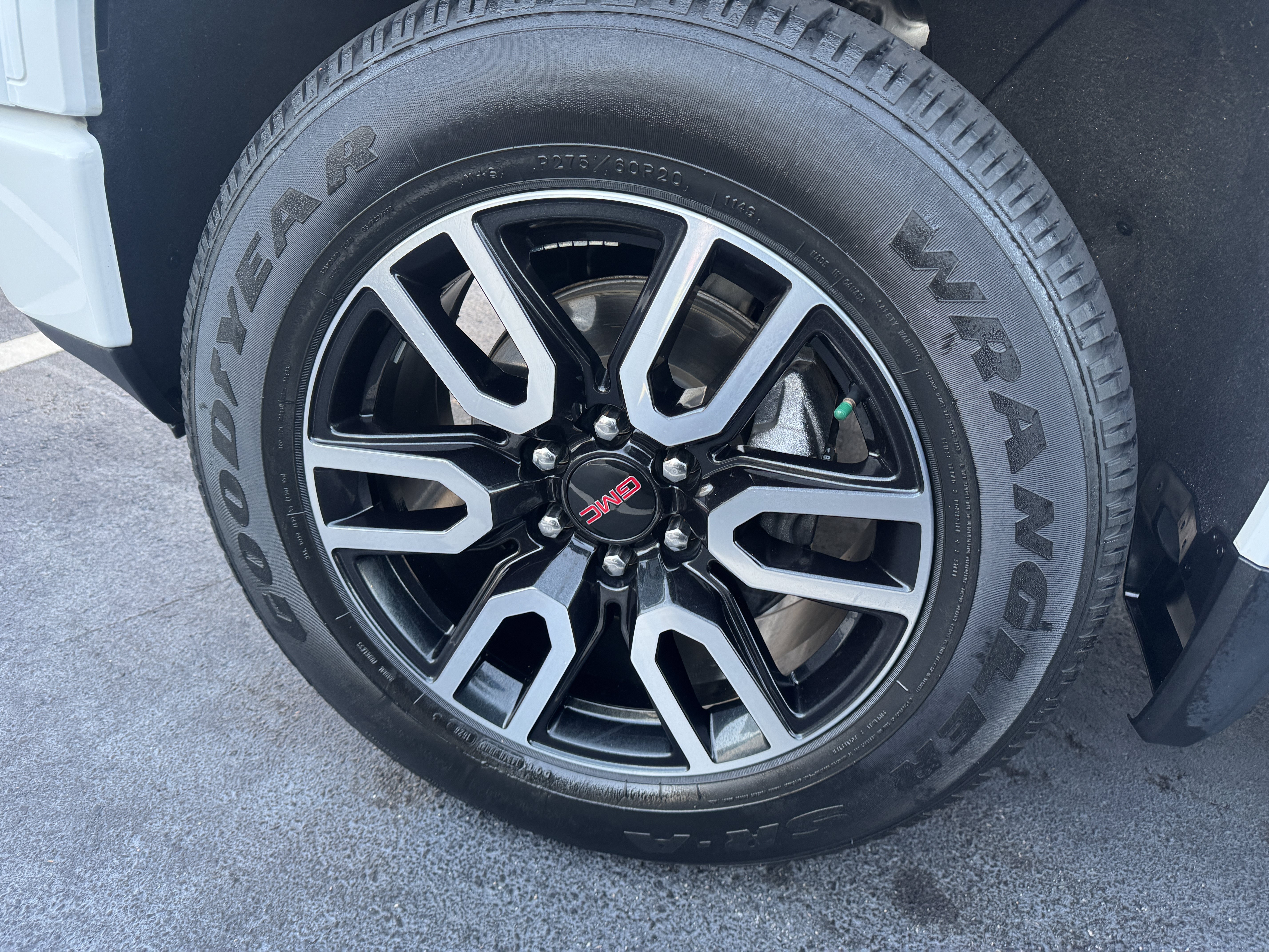 Used 2020 GMC Sierra 1500 AT4 w/ AT4 Premium Package AWD/4WD image 31