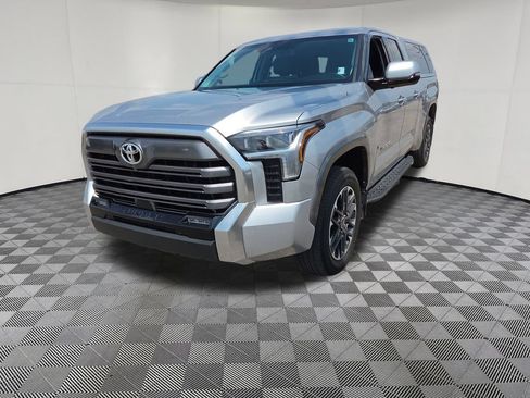 Used 2023 Toyota Tundra Limited AWD/4WD image 7