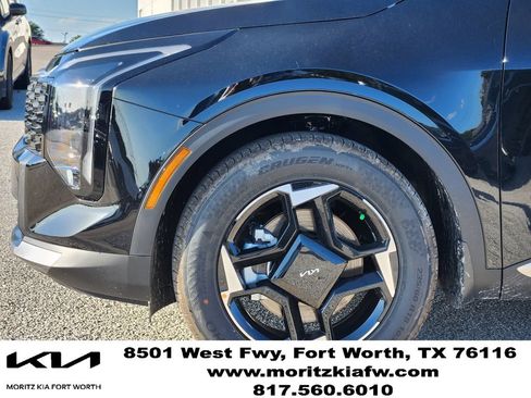 New 2026 Kia Sportage EX FWD image 6