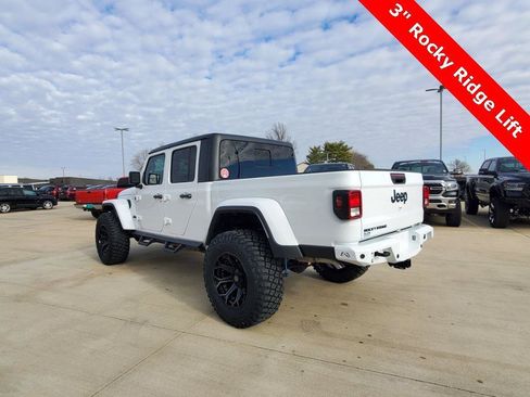 Used 2023 Jeep Gladiator Sport image 35