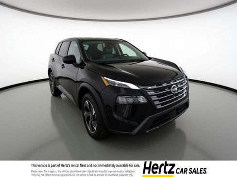 Used 2025 Nissan Rogue SV image 1