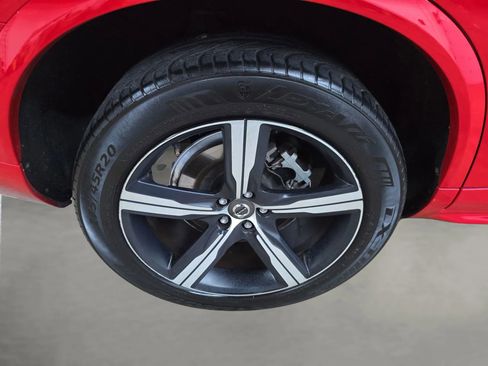 Used 2019 Volvo XC90 T5 R-Design w/ Advanced Package image 17