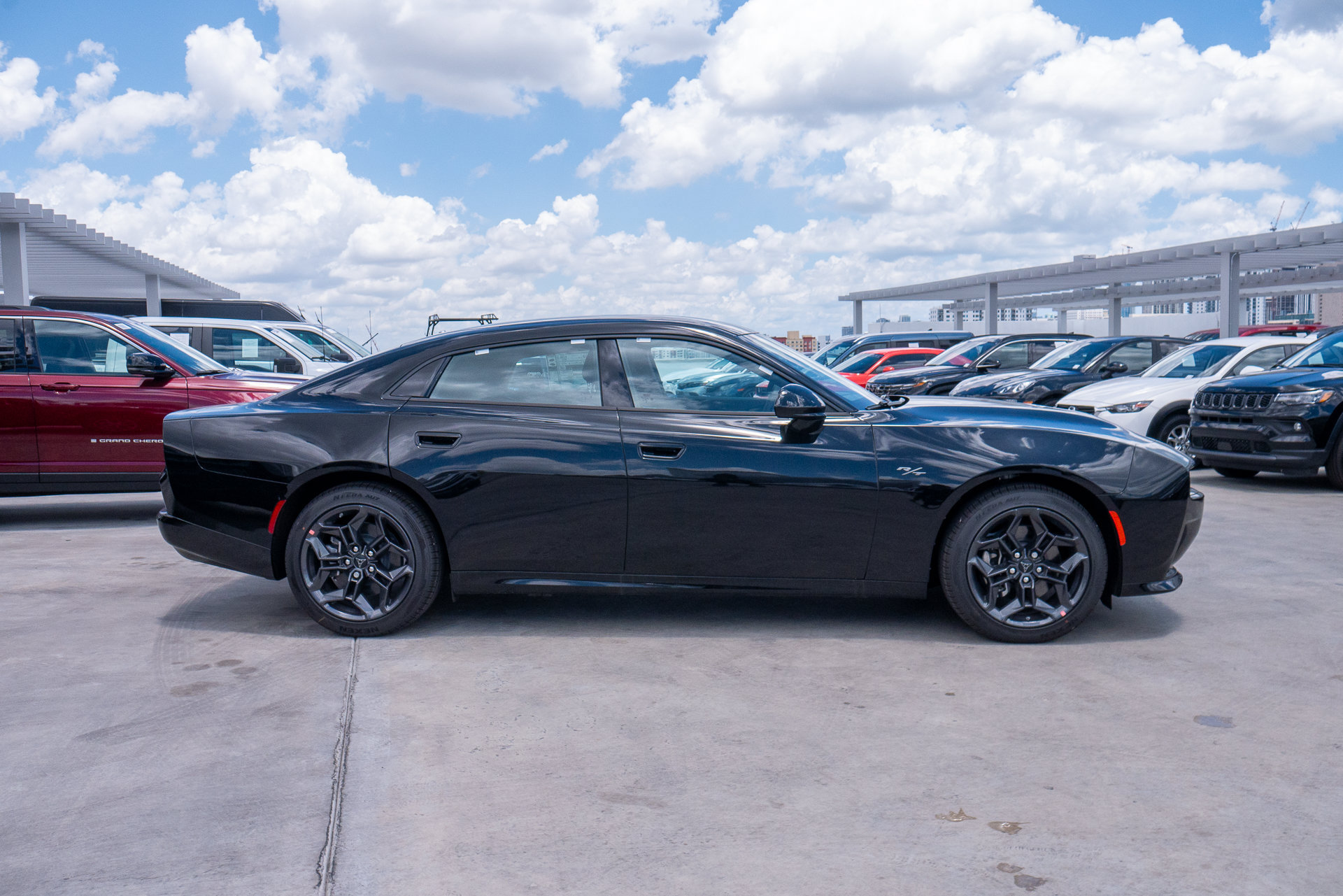 New 2026 Dodge Charger R/T w/ Blacktop Package AWD/4WD image 4