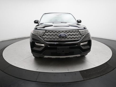 Used 2022 Ford Explorer Limited image 11