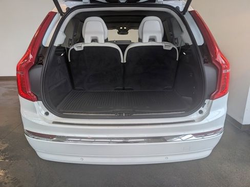 Used 2023 Volvo XC90 B6 Plus w/ Protection Package Premier image 5