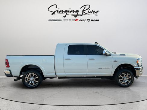 Used 2022 RAM 2500 Limited AWD/4WD image 8