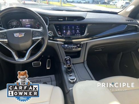 Used 2023 Cadillac XT6 Sport w/ Technology Package AWD/4WD image 35