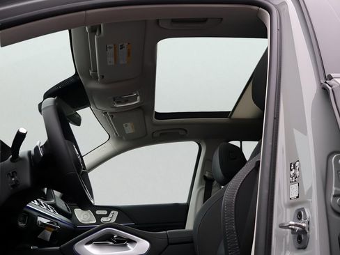 New 2026 Mercedes-Benz GLE 450 4MATIC image 40