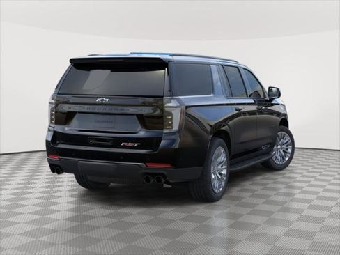 New 2026 Chevrolet Suburban RST image 4