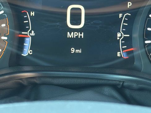 New 2026 Jeep Compass Latitude AWD/4WD image 30