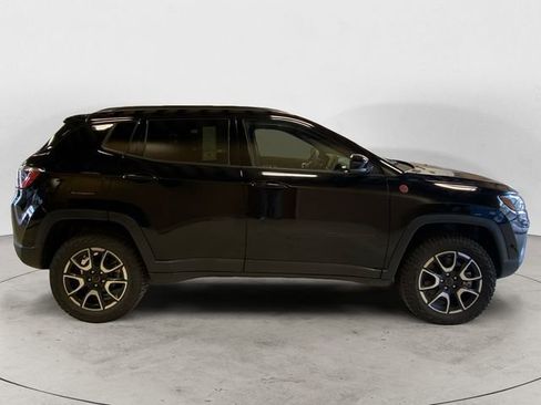 New 2026 Jeep Compass Trailhawk image 7