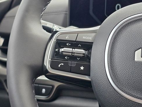 New 2026 Kia Carnival SX Prestige FWD image 40