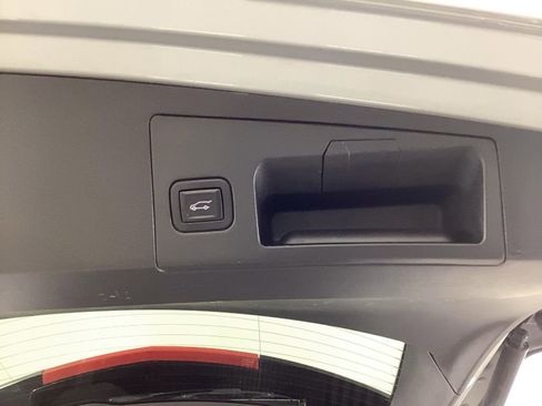 Used 2020 Cadillac XT5 Sportv image 35