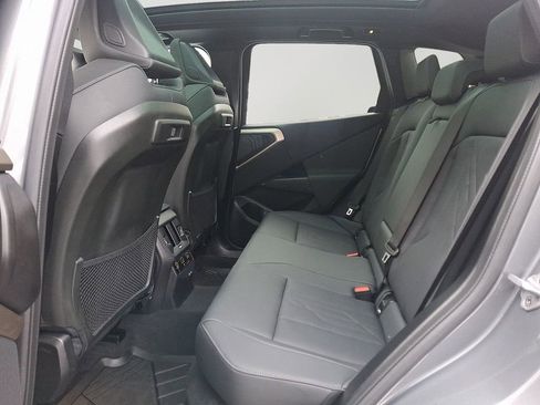 Certified 2025 BMW X3 xDrive30i w/ Premium Package image 8