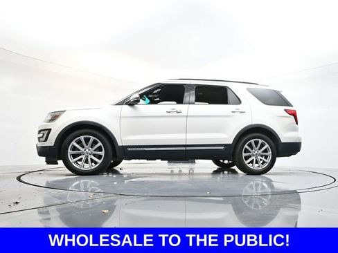 Used 2017 Ford Explorer Limited w/ Equipment Group 301A image 30