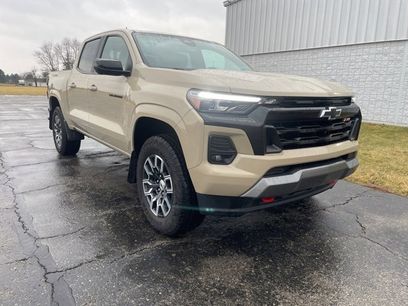Used 2023 Chevrolet Colorado Z71 w/ Z71 Convenience Package 2