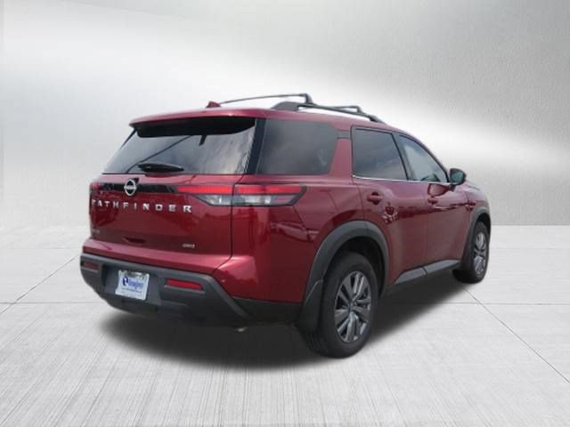 Used 2025 Nissan Pathfinder SV AWD/4WD image 3
