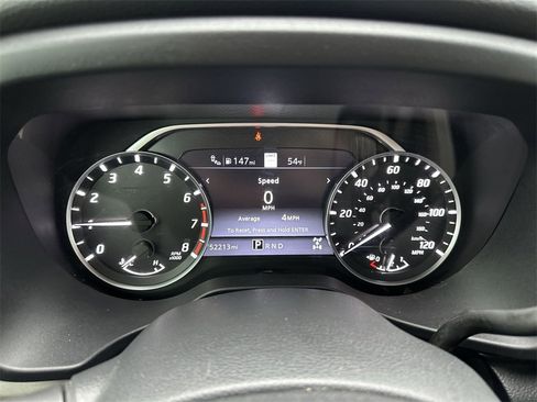 Used 2021 Nissan Titan Platinum Reserve w/ Moonroof Package image 15