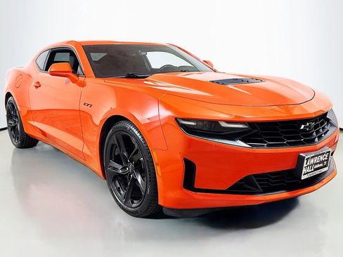 Used 2020 Chevrolet Camaro LT RWD image 3