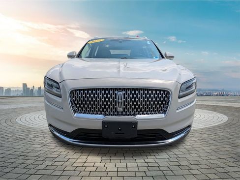 Used 2022 Lincoln Nautilus Reserve AWD/4WD image 10