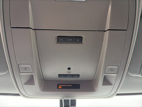 Used 2016 GMC Sierra 1500 SLE w/ SLE Value Package image 25