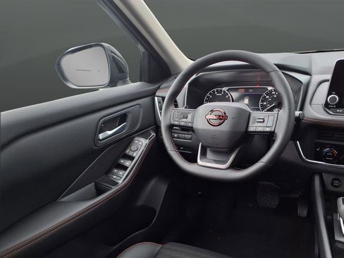 New 2026 Nissan Rogue SV AWD/4WD image 23
