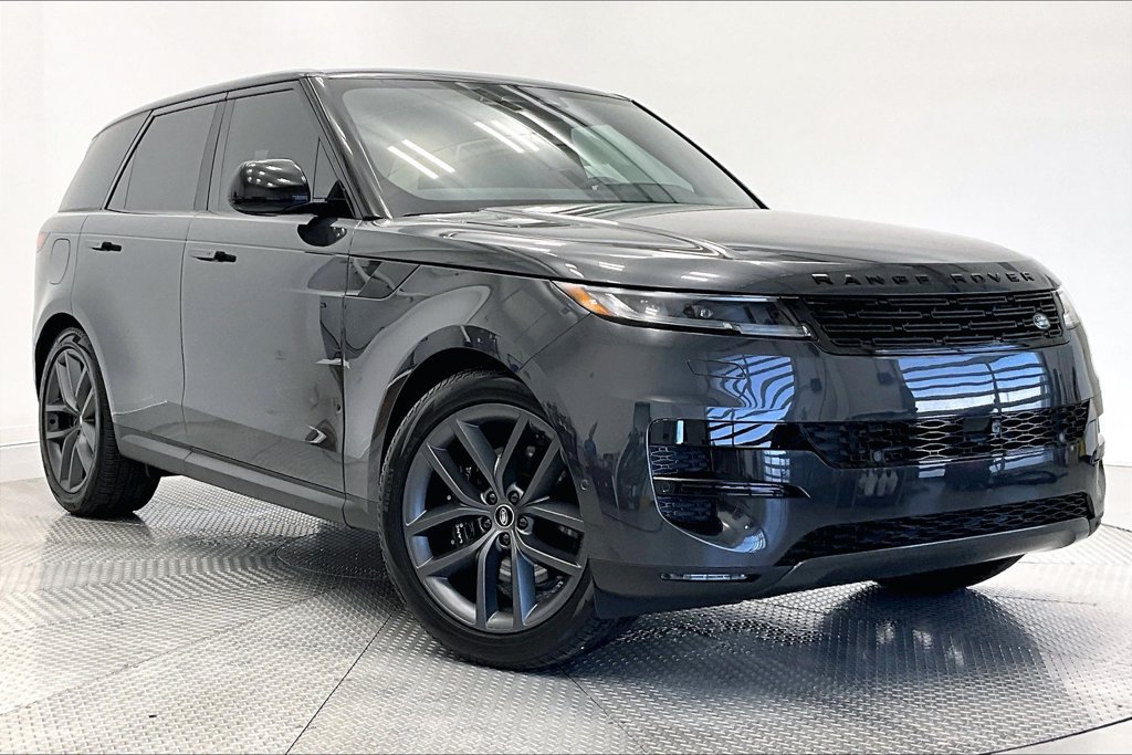 Used 2025 Land Rover Range Rover Sport SE AWD/4WD image 11