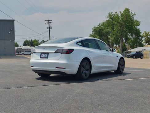 Used 2019 Tesla Model 3 Mid Range RWD image 5