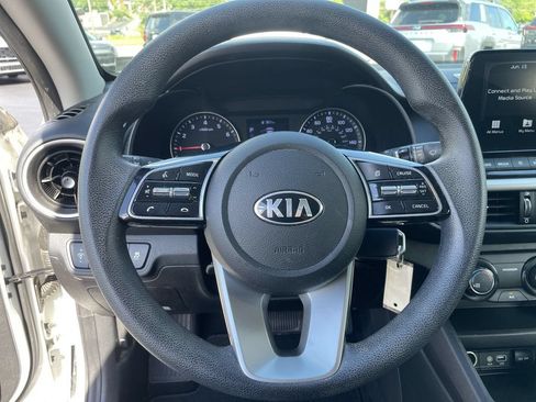 Used 2020 Kia Forte LXS FWD image 14