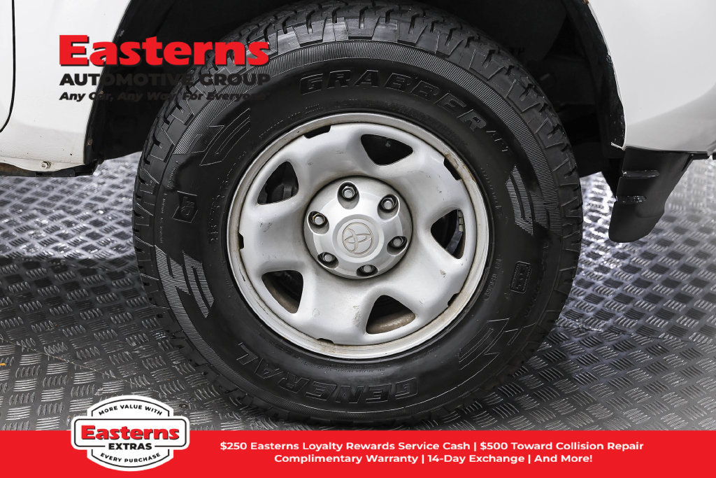 Used 2023 Toyota Tacoma SR RWD image 30