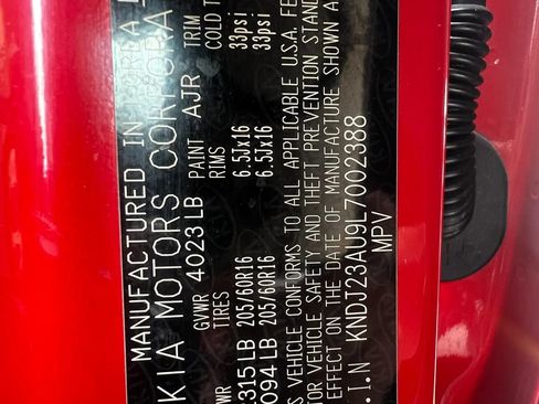 Used 2020 Kia Soul S FWD image 32
