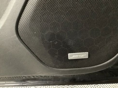 Used 2023 GMC Acadia AT4 w/ Technology Package image 11