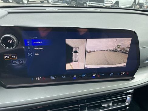 New 2026 Chevrolet Traverse LT w/ Driver Confidence Package image 13