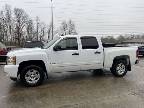 Used 2008 Chevrolet Silverado 1500 LT w/ Power Pack Plus image 6
