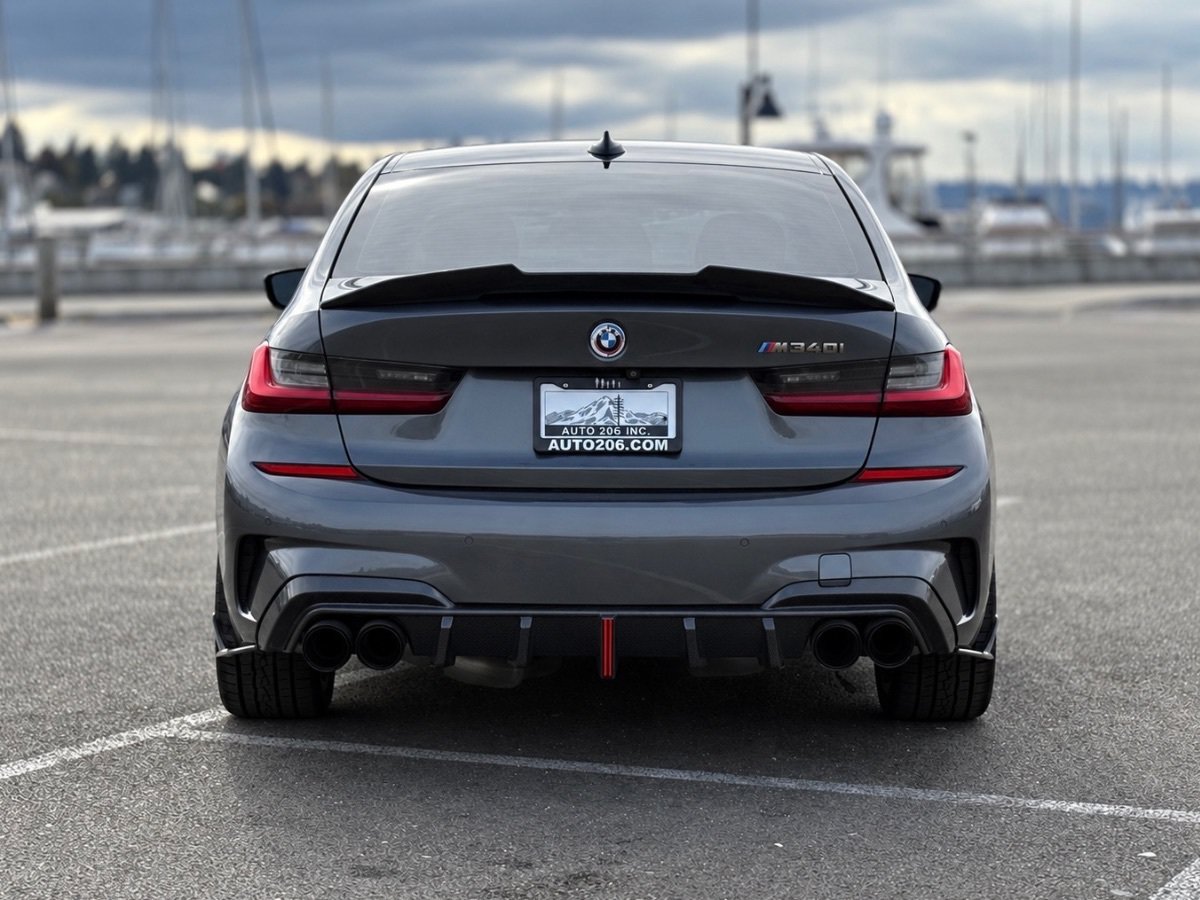 Used 2022 BMW M340i w/ Premium Package RWD image 4