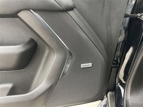 Used 2023 Chevrolet Suburban LT image 23