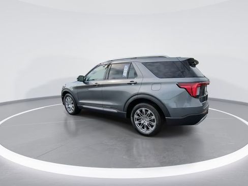Used 2025 Ford Explorer Platinum RWD image 6