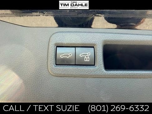 Used 2023 Toyota Venza XLE AWD/4WD image 16