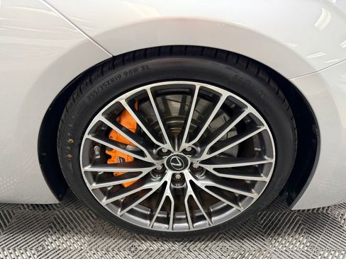 Used 2016 Lexus RC F w/ Premium Package RWD image 18